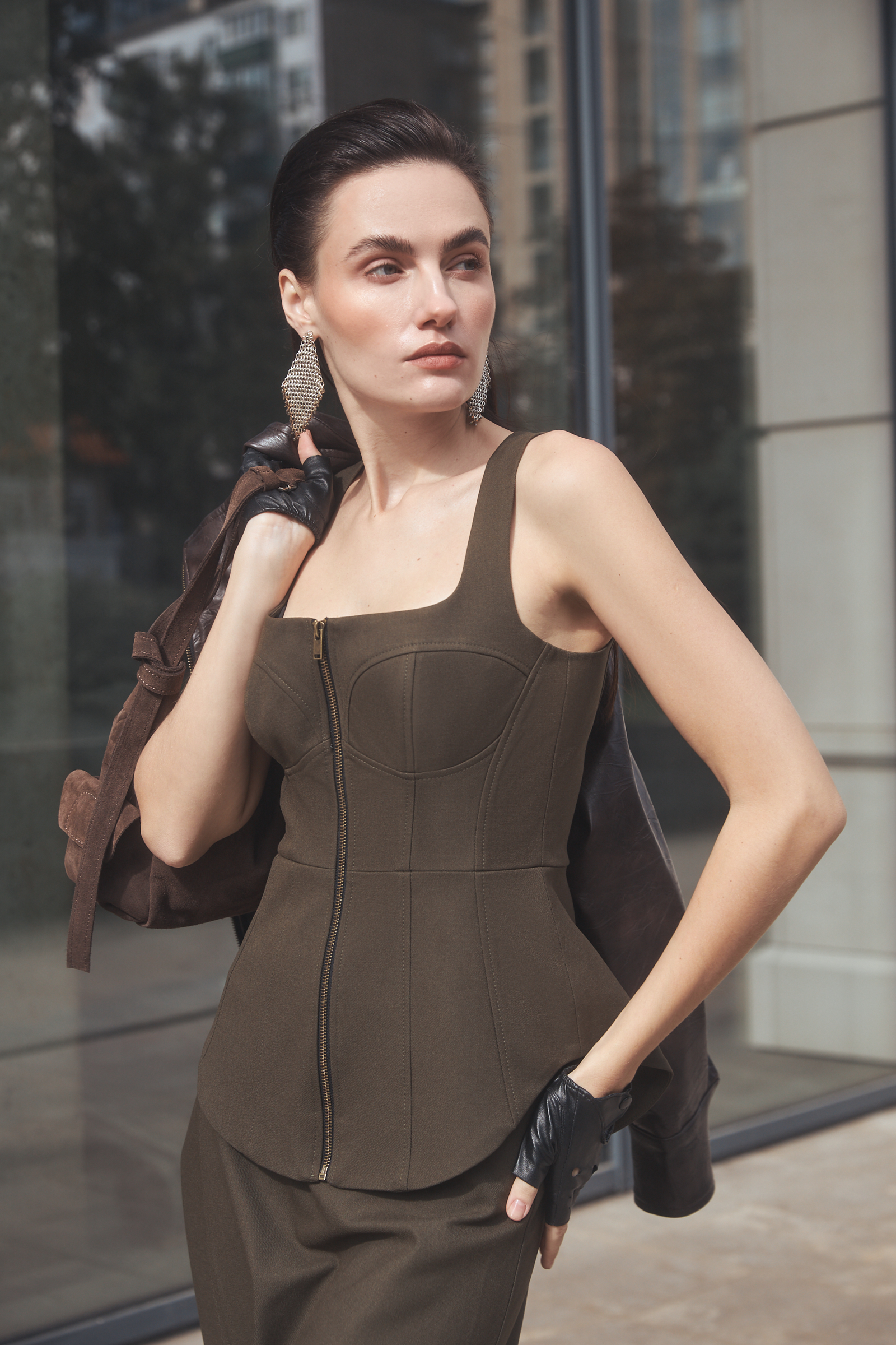 ameri CORSET DOCKING KNIT カーキ色 Ameri（アメリ）の「KNIT CORSET SET PANTS（スラックス）」 - WEAR