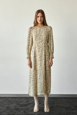 Женское платье Stimma Шанри, цвет - ванильный/узор